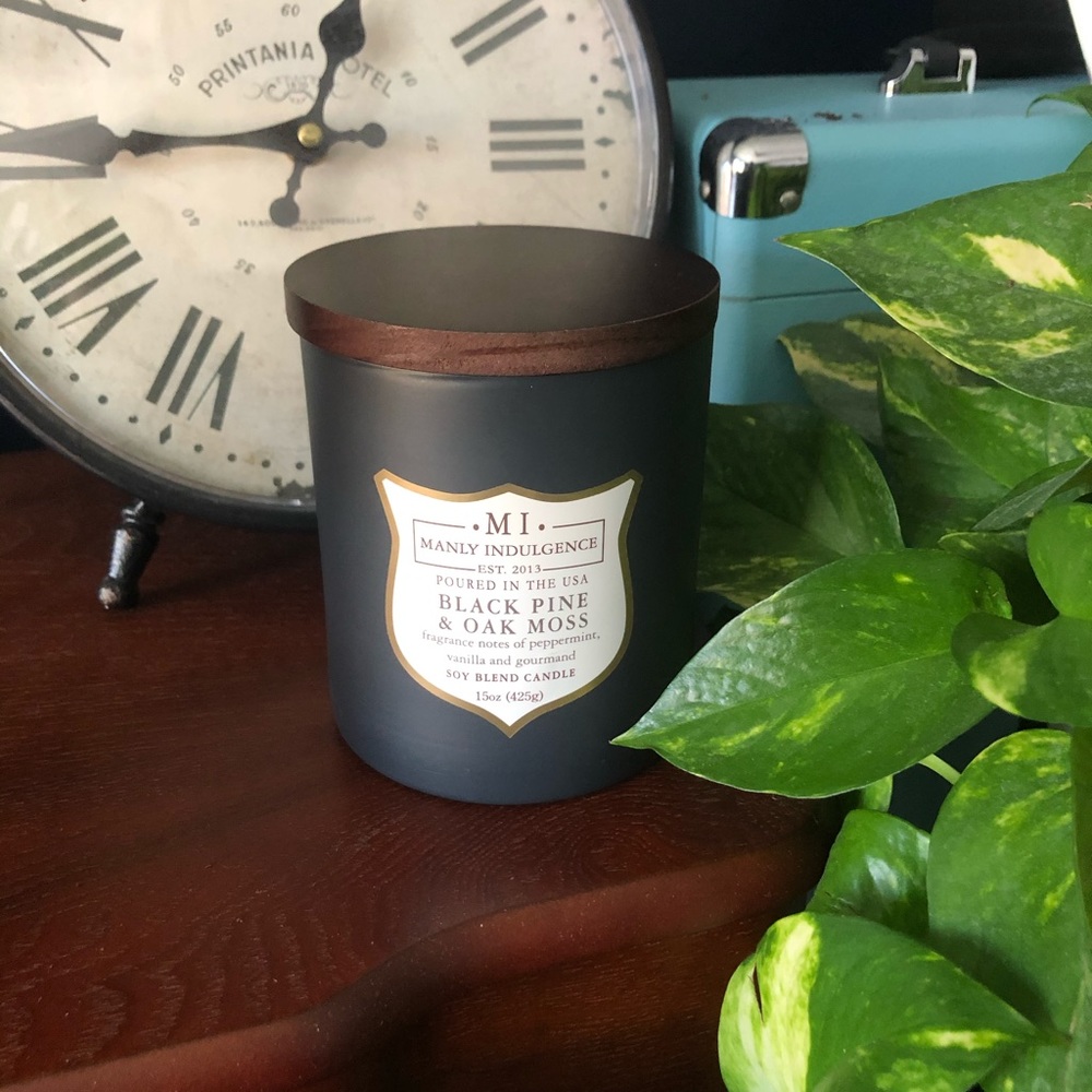 Manly Indulgence Candle- Black Pine & Oak Moss